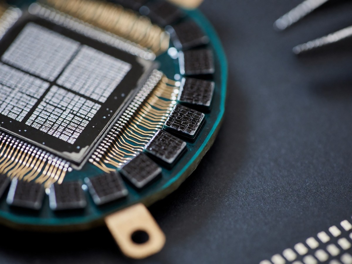 Amazon Trainium3 vs Google Trillium: AI training chip comparison